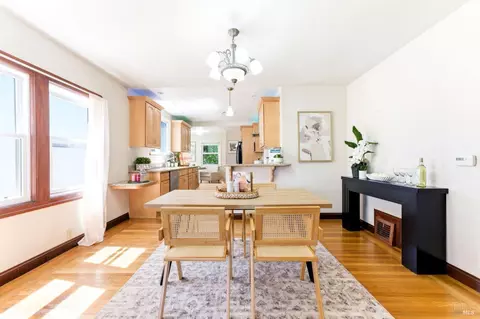 Dining - 729 First St, Rodeo, CA 94572 photo 3 of 4