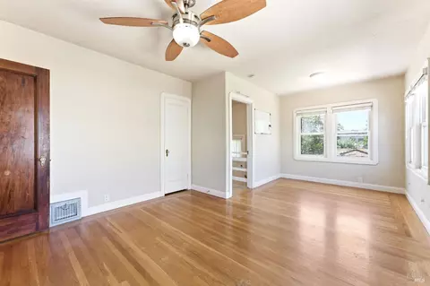 Bedroom - 729 First St, Rodeo, CA 94572 photo 4 of 6
