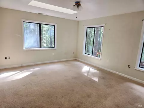 Bedroom - 4030 Ridge Cir, Willits, CA 95490 photo 3 of 12