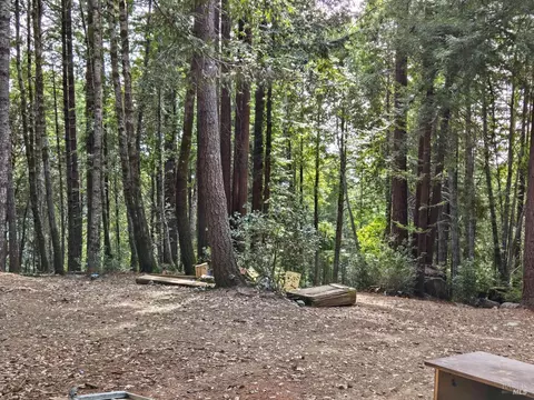 Exterior - 4030 Ridge Cir, Willits, CA 95490 photo 3 of 14