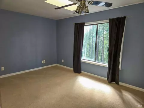 Bedroom - 4030 Ridge Cir, Willits, CA 95490 photo 9 of 12