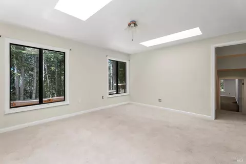 Bedroom - 4030 Ridge Cir, Willits, CA 95490 photo 4 of 5