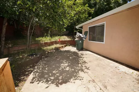 Exterior - 325 Jordan St, Vallejo, CA 94591 photo 13 of 18