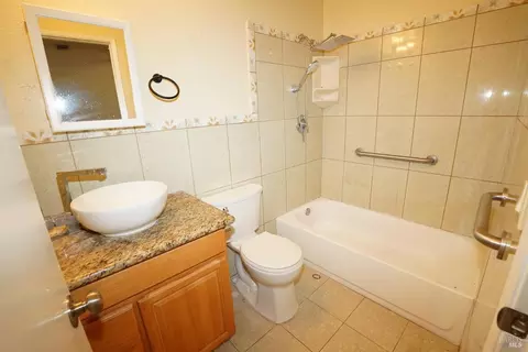 Bath - 325 Jordan St, Vallejo, CA 94591 photo 1 of 2