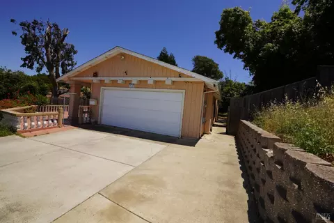 Exterior - 325 Jordan St, Vallejo, CA 94591 photo 2 of 18