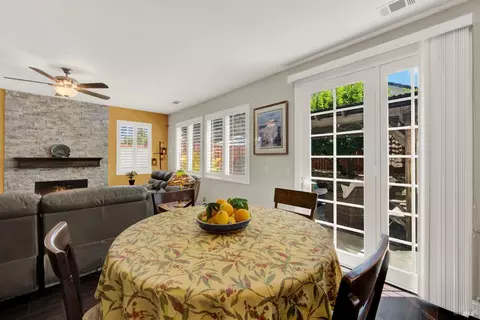 Dining - 413 Crownpointe Cir, Vacaville, CA 95687 photo 4 of 6