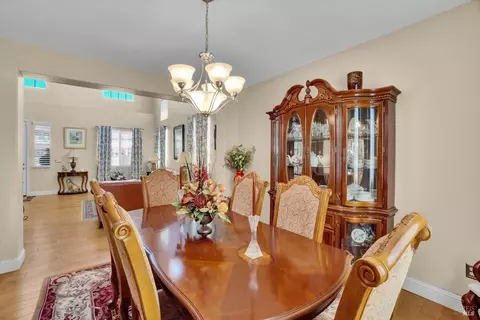 Dining - 2187 Rasmussen Ct, Fairfield, CA 94533 photo 3 of 5