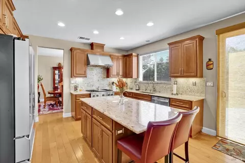 Kitchen - 2187 Rasmussen Ct, Fairfield, CA 94533 photo 5 of 5