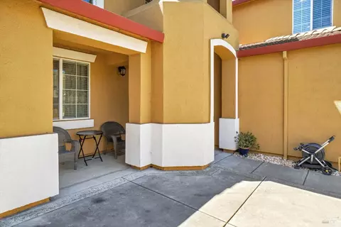 Exterior - 2187 Rasmussen Ct, Fairfield, CA 94533 photo 5 of 11
