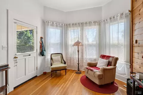 Entry Way - 156 S Humboldt St, Willits, CA 95490 photo 1 of 2