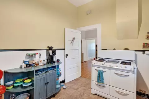 Kitchen - 156 S Humboldt St, Willits, CA 95490 photo 3 of 3