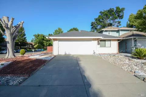 Exterior - 1255 Watson Ranch Way, Dixon, CA 95620 photo 7 of 8