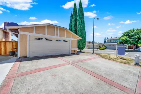 903 Daniel St, Fairfield, CA 94533 photo 2