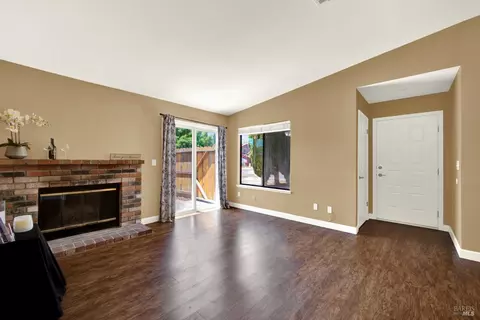903 Daniel St, Fairfield, CA 94533 photo 11