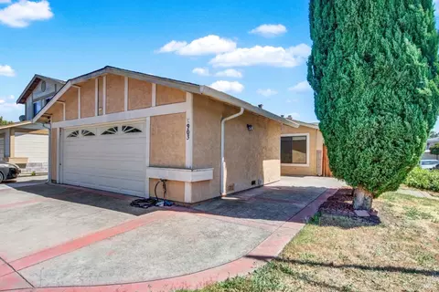903 Daniel St, Fairfield, CA 94533 photo 1