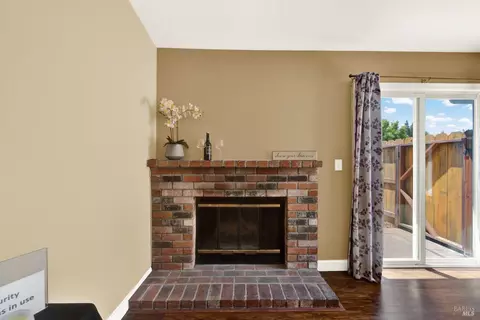 903 Daniel St, Fairfield, CA 94533 photo 13