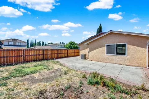 903 Daniel St, Fairfield, CA 94533 photo 45