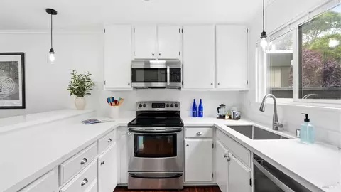 Kitchen - 74 Marin Ave, Sausalito, CA 94965 photo 2 of 3