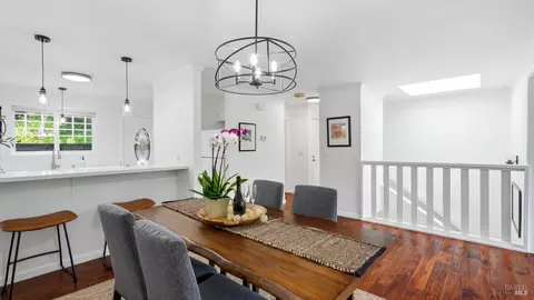 Dining - 74 Marin Ave, Sausalito, CA 94965 photo 3 of 4