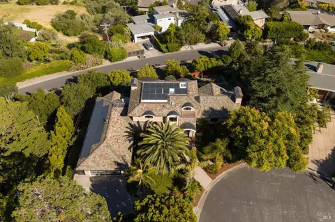 View/Area - 9 Burrell Ct, Tiburon, CA 94920 photo 3 of 9