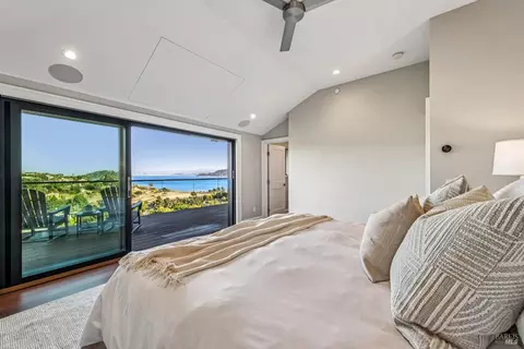Bedroom - 9 Burrell Ct, Tiburon, CA 94920 photo 2 of 6