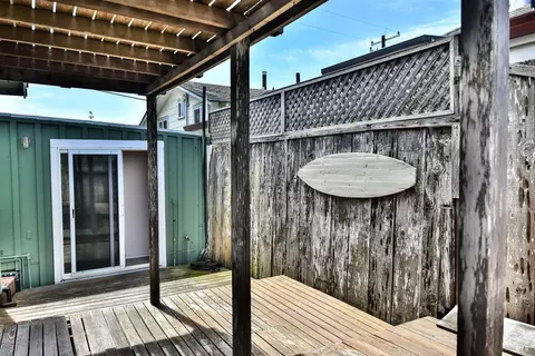 Exterior - 53 Ocean View Ave, Dillon Beach, CA 94929 photo 5 of 12