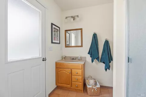 Bath - 21220 Locust St, Willits, CA 95490 photo 5 of 5
