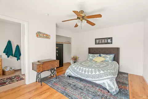 Bedroom - 21220 Locust St, Willits, CA 95490 photo 4 of 4