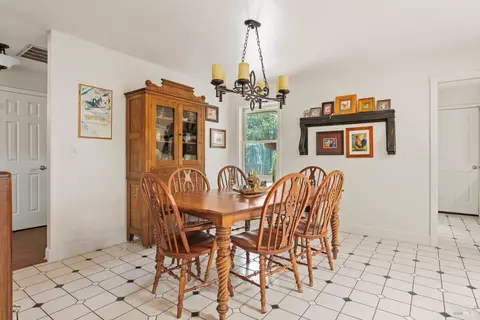 Dining - 21220 Locust St, Willits, CA 95490 photo 2 of 2