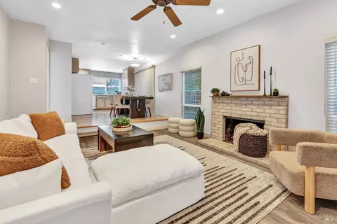 1740 Fisher Dr, Concord, CA 94520 photo 1