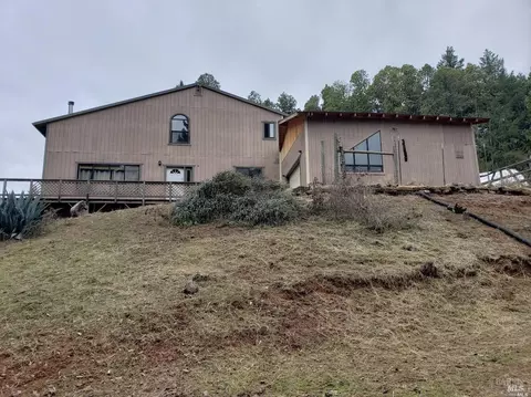 29600 Timberline Rd, Willits, CA 95490