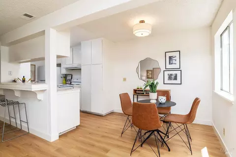 Dining - 33 Inyo Cir, Novato, CA 94947 photo 1 of 2