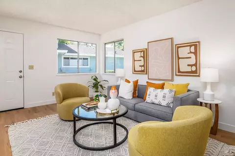 Living - 33 Inyo Cir, Novato, CA 94947 photo 1 of 4