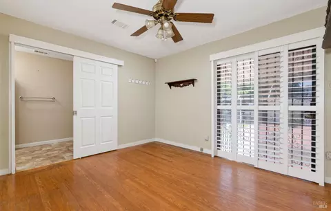 Bedroom - 109 Starr Ave, Vallejo, CA 94590 photo 4 of 5