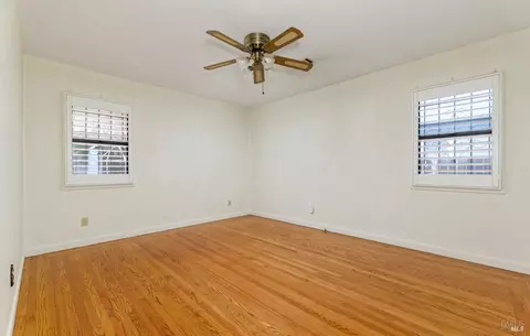 Bedroom - 109 Starr Ave, Vallejo, CA 94590 photo 2 of 5