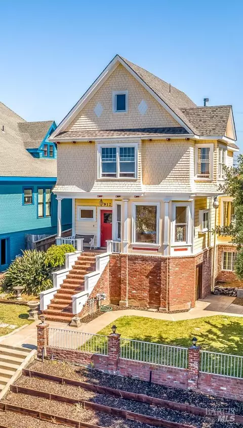912 York St, Vallejo, CA 94590 photo 4
