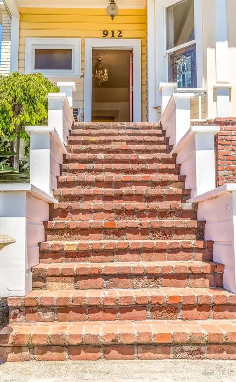 912 York St, Vallejo, CA 94590 photo 39