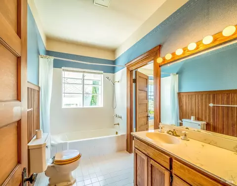 912 York St, Vallejo, CA 94590 photo 13