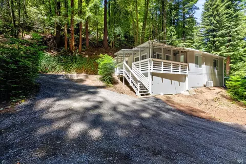 1585 Cazadero Hwy, Cazadero, CA 95421