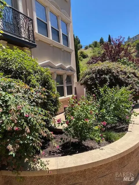 Exterior - 1117 Symphony Way, Vallejo, CA 94591 photo 5 of 10