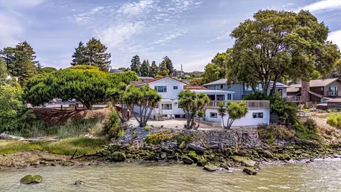 1298 W K St, Benicia, CA 94510