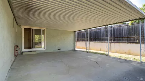 Exterior - 2260 Nottingham Dr, Fairfield, CA 94533 photo 11 of 11