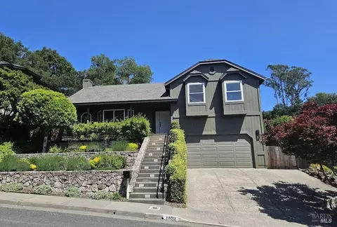 1100 Sunnyside Dr, Healdsburg, CA 95448