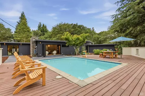 5830 Cuneo Ct, Santa Rosa, CA 95401