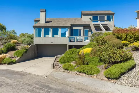 464 Loon Ct, Bodega Bay, CA 94923