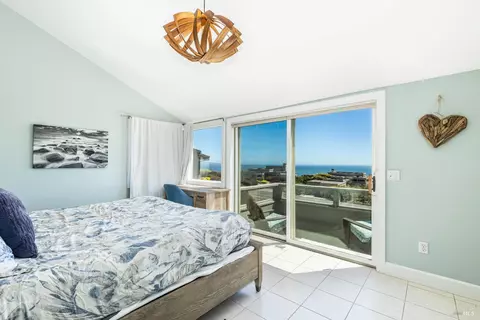 Bedroom - 464 Loon Ct, Bodega Bay, CA 94923 photo 1 of 6