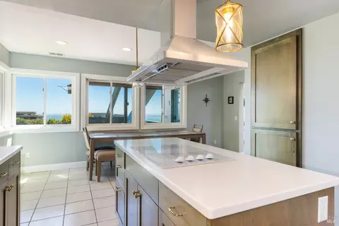 Kitchen - 464 Loon Ct, Bodega Bay, CA 94923 photo 4 of 4