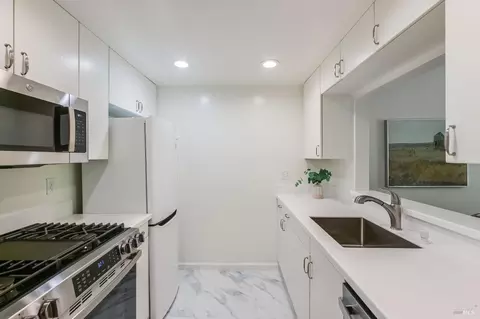 Kitchen - 400 Deer Valley Rd #2G, San Rafael, CA 94903 photo 1 of 1