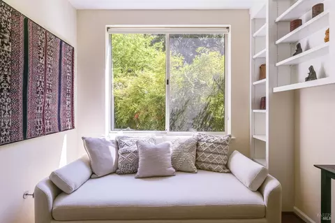 Bedroom - 400 Deer Valley Rd #2G, San Rafael, CA 94903 photo 1 of 1
