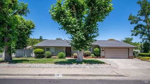 10 Corte Roble, Novato, CA 94949